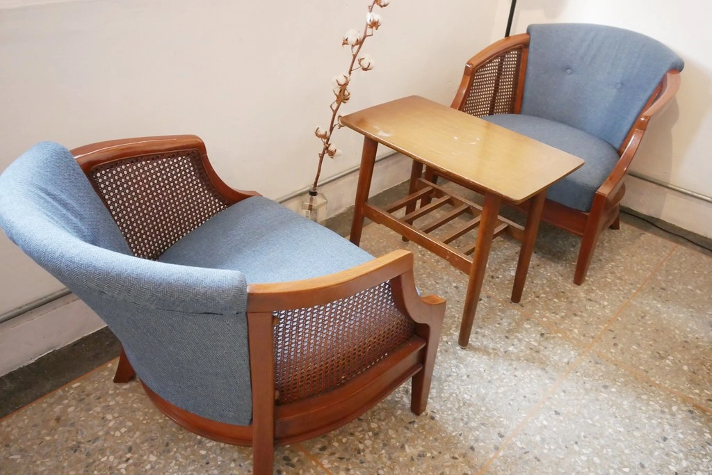 台中南屯｜Fooki Coffee Roasters，黎明新村巷弄間的老宅咖啡館，簡單舒服的又有質感的小店 @飛天璇的口袋