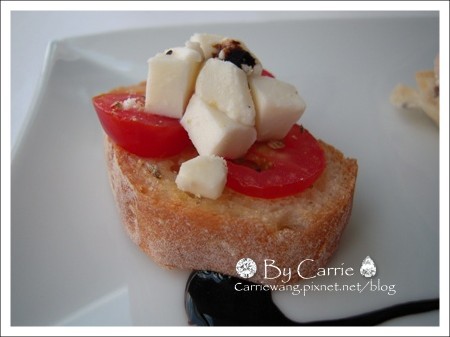 【台中下午茶】Hotel ONE．台中亞緻大飯店。46F頂餐廳英式下午茶 @飛天璇的口袋