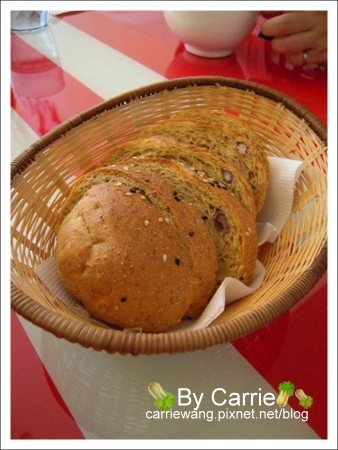 【台中餐廳】More默爾義大利麵@文心店 @飛天璇的口袋