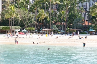 【夏威夷自由行】Day6 叮噹車&rarr;Waikki Beach&rarr;玻璃船 @飛天璇的口袋