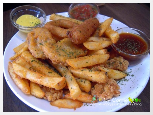 【台中下午茶】咖啡鑽．號稱全台中最好吃的鬆餅 @飛天璇的口袋