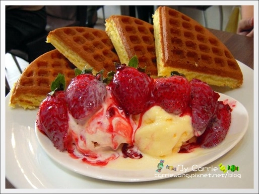 【台中下午茶】咖啡鑽．號稱全台中最好吃的鬆餅 @飛天璇的口袋