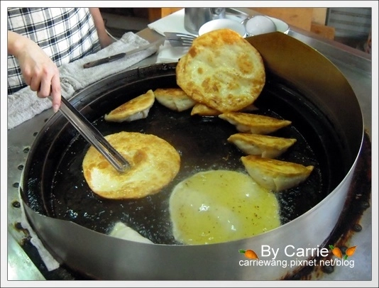 台南安平老街美食一日遊｜義豐冬瓜茶+劉記韮菜盒子+同記安平豆花+周氏蝦捲+兩角銀古早味冬瓜茶 @飛天璇的口袋