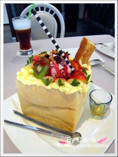 【台中岩燒餐廳】川布主題餐廳．台中最好吃的蜜糖土司 @飛天璇的口袋