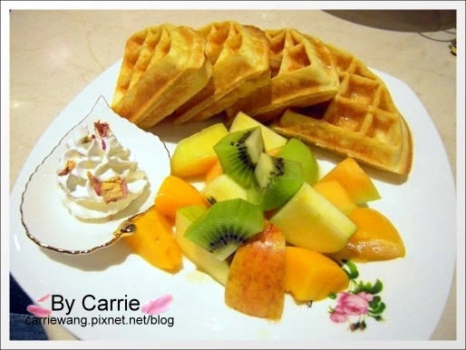 【台中下午茶】古典玫瑰園．英式下午茶@國美館旗艦店 @飛天璇的口袋