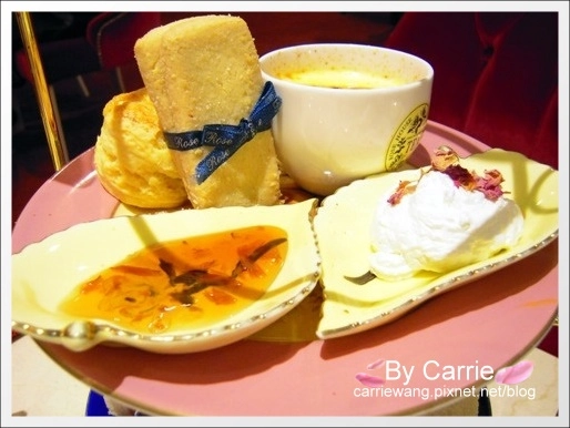 【台中下午茶】古典玫瑰園．英式下午茶@國美館旗艦店 @飛天璇的口袋