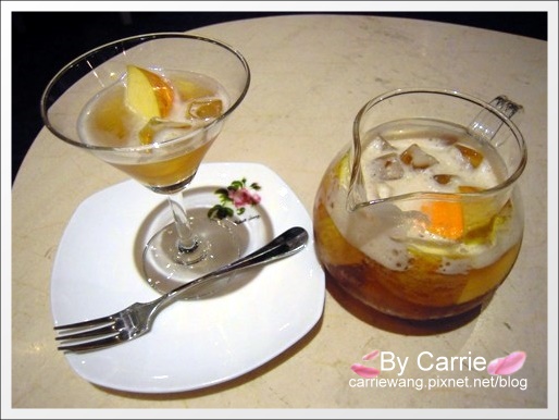 【台中下午茶】古典玫瑰園．英式下午茶@國美館旗艦店 @飛天璇的口袋