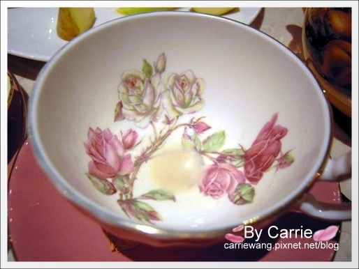【台中下午茶】古典玫瑰園．英式下午茶@國美館旗艦店 @飛天璇的口袋