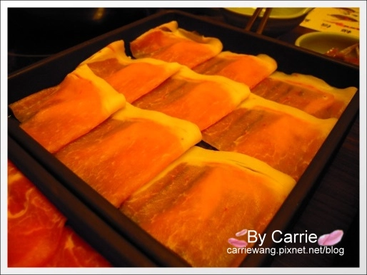 【台中壽司燒餐廳】MoMo Paradise壽喜燒專門店@勤美誠品店 @飛天璇的口袋