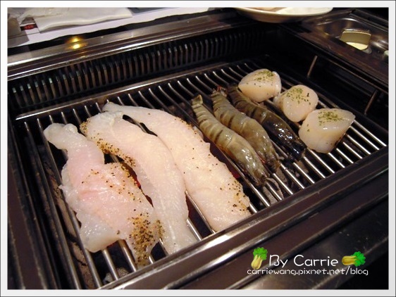 【台中韓式燒烤】兩班家無煙韓式碳烤．貴族般的享受 @飛天璇的口袋