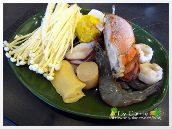 【台中火鍋吃到飽】天外天精緻火鍋．麻辣火鍋吃到飽 @飛天璇的口袋