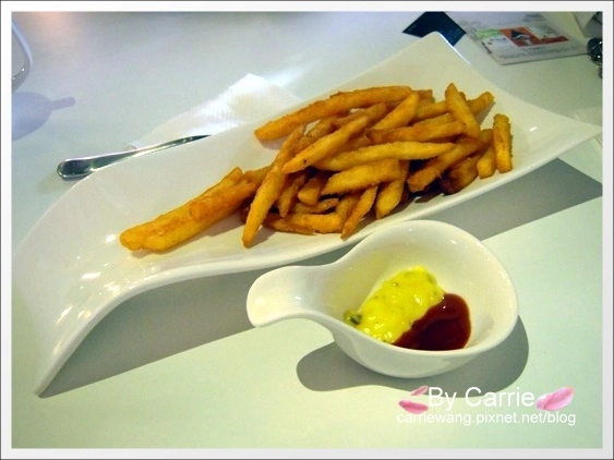 【台中下午茶】老樣咖啡館 Old Young Brunch。日式老房子裡的悠閒下午時光 @飛天璇的口袋