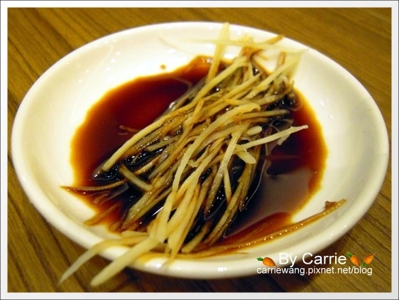 鼎泰豐小籠包：台中大遠百B2，揚名海外的米其林美食 @飛天璇的口袋