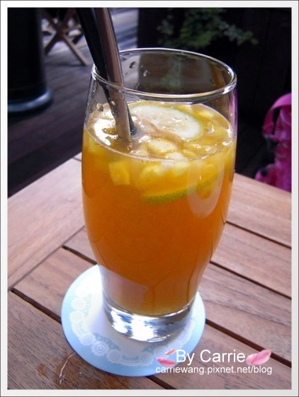 【台中義大利麵】Dazzling caf&eacute;．Sky(四店)．正宗蜜糖吐司最好吃@台中新光三越4F @飛天璇的口袋