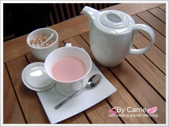 【台中義大利麵】Dazzling caf&eacute;．Sky(四店)．正宗蜜糖吐司最好吃@台中新光三越4F @飛天璇的口袋