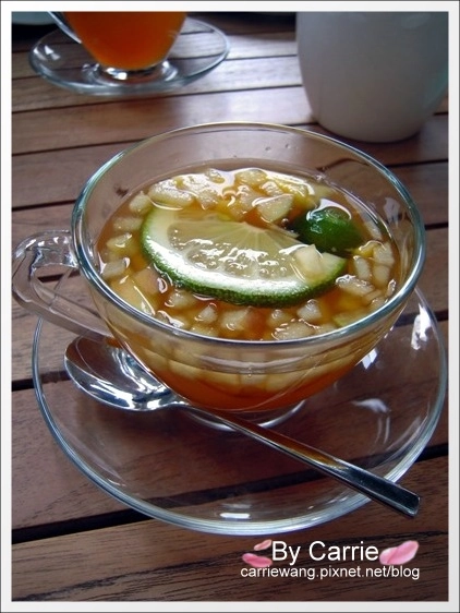 【台中義大利麵】Dazzling caf&eacute;．Sky(四店)．正宗蜜糖吐司最好吃@台中新光三越4F @飛天璇的口袋