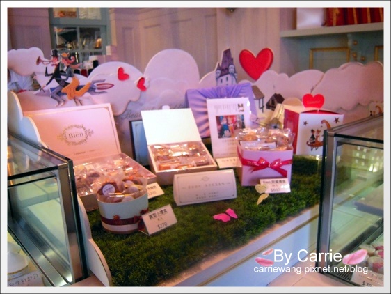 【台中蛋糕甜點】月之戀人．Bien Patisserie。外型可愛，口感清爽的好吃蛋糕！！ @飛天璇的口袋