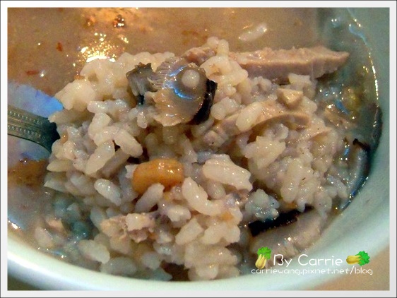 【宜蘭小吃美食】正常鮮肉小籠包+北門口蒜味肉羹+傳承蒜味肉羹+北門綠豆沙牛乳大王+30年老店檸檬愛玉+廟口紅槽魷魚 @飛天璇的口袋