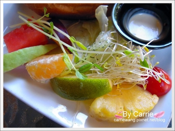 【台中早午餐】三角函數早午餐店．Brunch&Cafe @飛天璇的口袋