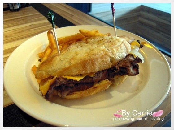 【台中美式餐廳】N.Y. BAGELS．早午餐推薦@金典綠園道2F @飛天璇的口袋