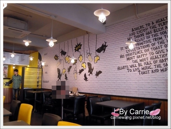 【台中早午餐】鯊魚咬土司專賣店。台中好吃鬆餅推薦 @飛天璇的口袋