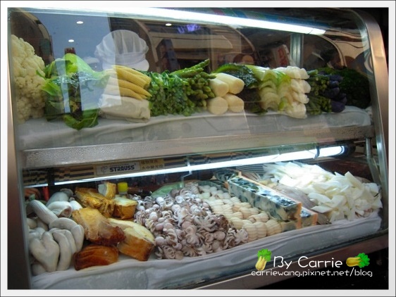 嘉義西區｜林聰明沙鍋魚頭．周美青最愛的嘉義必吃美食 @飛天璇的口袋