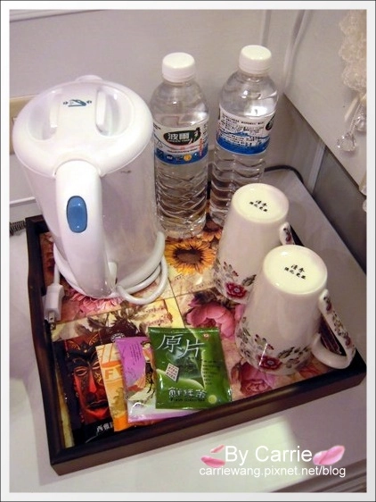 【宜蘭民宿推薦】羅東貓腳印美食民宿。距離羅東夜市5~10分鐘的車程 @飛天璇的口袋