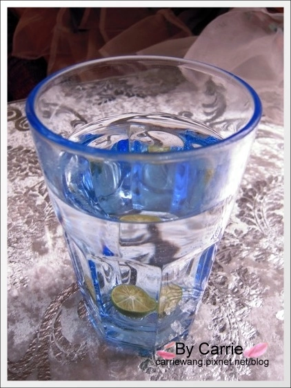 【宜蘭民宿推薦】羅東貓腳印美食民宿。距離羅東夜市5~10分鐘的車程 @飛天璇的口袋