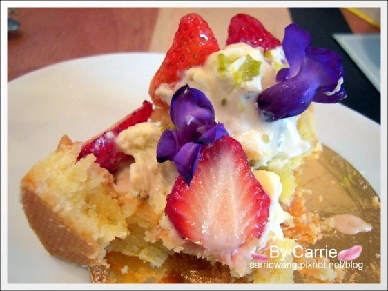 【台中下午茶】小梗甜點咖啡．Terrier Sweets。很清爽的蛋糕甜點 @飛天璇的口袋