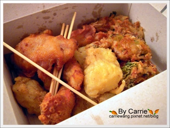 【宜蘭羅東夜市】必吃小吃美食推薦。宜蘭香三星ㄟ卜肉+羊舖子當歸羊肉湯+晶圓包心粉圓+米糕陳(二訪) @飛天璇的口袋