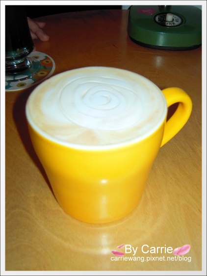 【台中下午茶】呼嚕咖啡．Forro Cafe。精明商圈老房子改建的特色咖啡館 @飛天璇的口袋