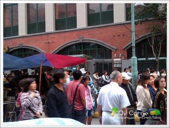 【台北寧夏夜市】必吃小吃美食推薦。劉芋仔+環記麻油雞+豆花莊+大橋頭純糖麻糬+慈音古早阿婆飯糰 @飛天璇的口袋