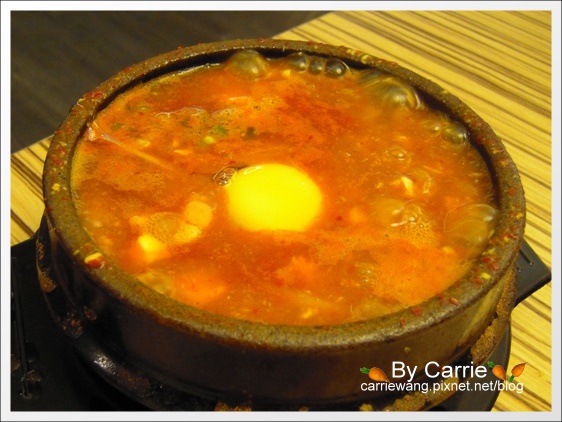 【台中韓式餐廳】飯饌韓式料理餐廳．BANNCHAN@金典綠園道4F @飛天璇的口袋