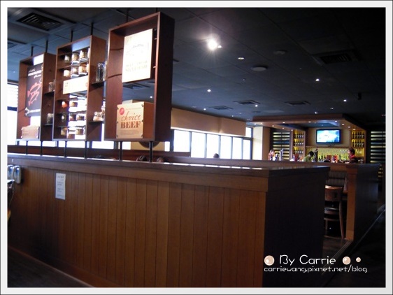 【台中美式餐廳】澳美客牛排館．OUTBACK STEAKHOUSE。C/P值很高的超級商業午餐套餐 @飛天璇的口袋