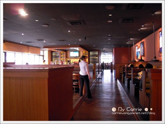 【台中美式餐廳】澳美客牛排館．OUTBACK STEAKHOUSE。C/P值很高的超級商業午餐套餐 @飛天璇的口袋