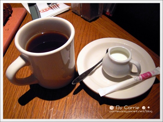 【台中美式餐廳】澳美客牛排館．OUTBACK STEAKHOUSE。C/P值很高的超級商業午餐套餐 @飛天璇的口袋