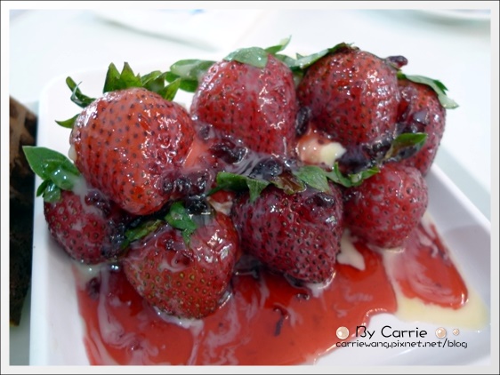 【台中美食推薦】咖啡鑽。網友公推台中最好吃的鬆餅搬家囉！(振興路) @飛天璇的口袋