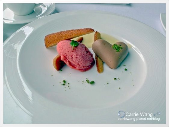 【台中牛排餐廳】Hotel ONE．台中亞緻大飯店。46F頂餐廳 @飛天璇的口袋