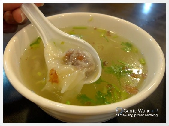 台中豐原｜立麒鮮肉湯包．豐原好吃湯包店，在地營業30年 @飛天璇的口袋