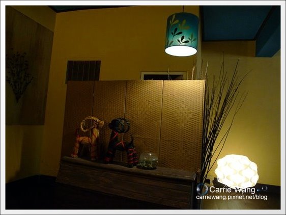 【台中泰式餐廳】泰小間泰式料理。搬家到精誠路囉！ @飛天璇的口袋