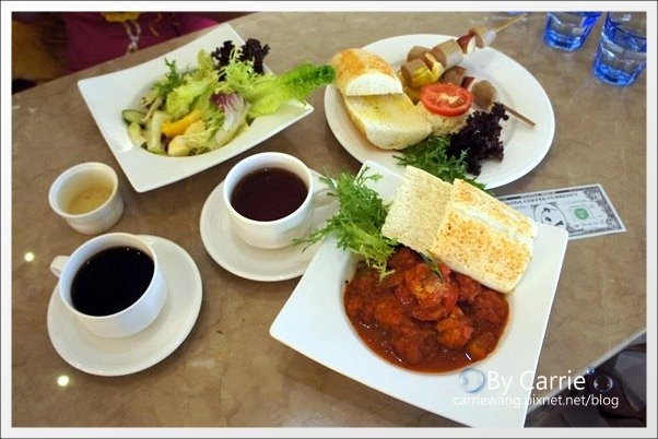 【台中早午餐】胖達咖啡輕食館。熊貓陪你共度開心的早晨 @飛天璇的口袋