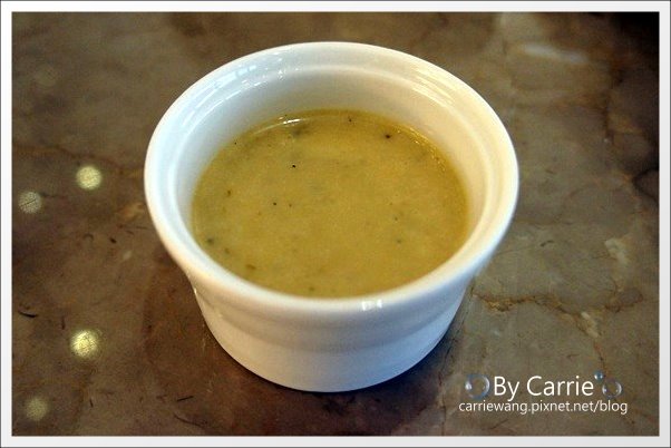 【台中早午餐】胖達咖啡輕食館。熊貓陪你共度開心的早晨 @飛天璇的口袋