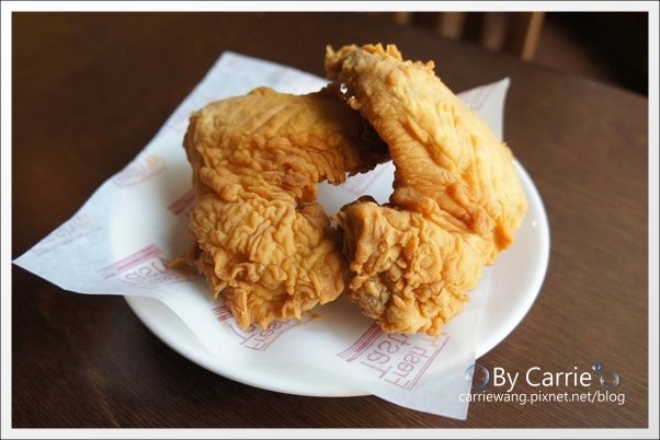 【台中美式餐廳】HOWDY美式餐廳。份量十足的道地美式風味@台中逢甲商圈 @飛天璇的口袋