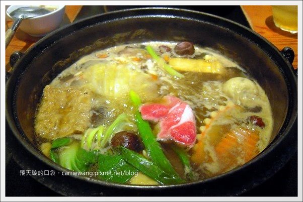 【台中火鍋餐廳】八錢鍋物。就是公益路上建築物很特別火鍋店 @飛天璇的口袋