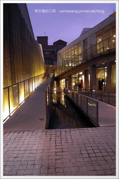 【台中火鍋餐廳】八錢鍋物。就是公益路上建築物很特別火鍋店 @飛天璇的口袋