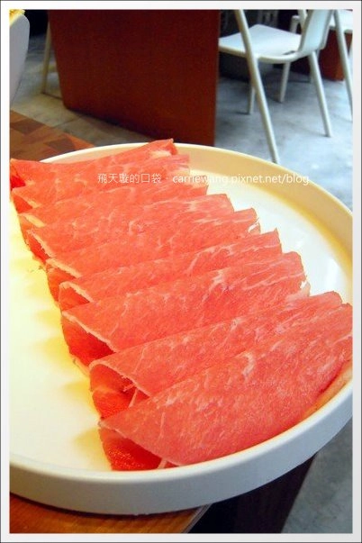 【台中火鍋餐廳】八錢鍋物。就是公益路上建築物很特別火鍋店 @飛天璇的口袋