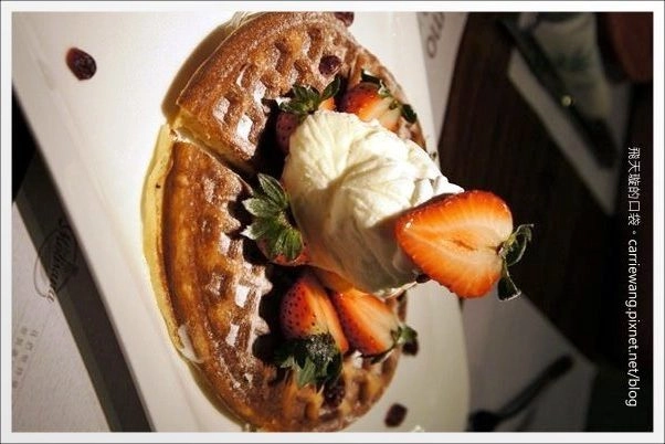 【台中下午茶】Momo Pasta．全面更改新菜單，現在也有鬆餅哦！@中友百貨旁 @飛天璇的口袋