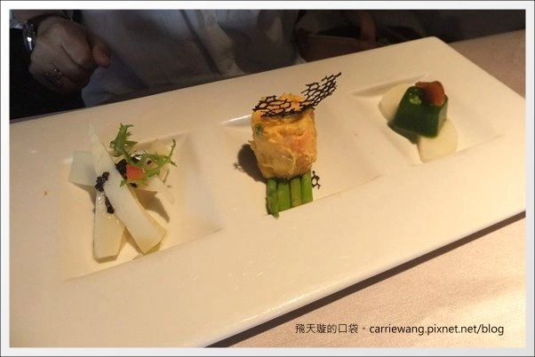 【台中牛排餐廳】王品台塑牛排。這一餐，滿滿的感動之情溢於言表啊！ @飛天璇的口袋