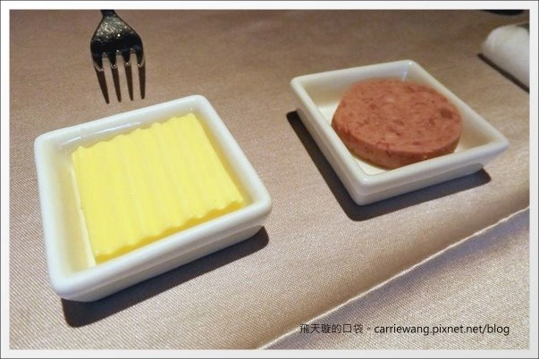 【台中牛排餐廳】王品台塑牛排。這一餐，滿滿的感動之情溢於言表啊！ @飛天璇的口袋