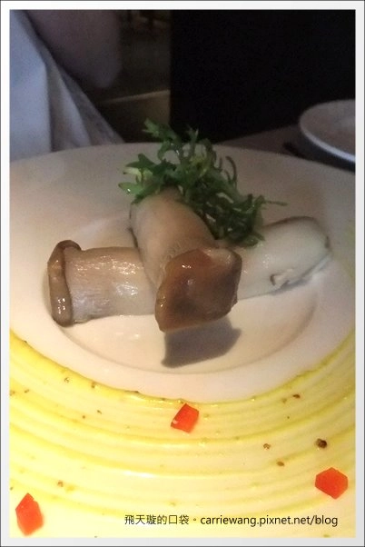 【台中牛排餐廳】王品台塑牛排。這一餐，滿滿的感動之情溢於言表啊！ @飛天璇的口袋